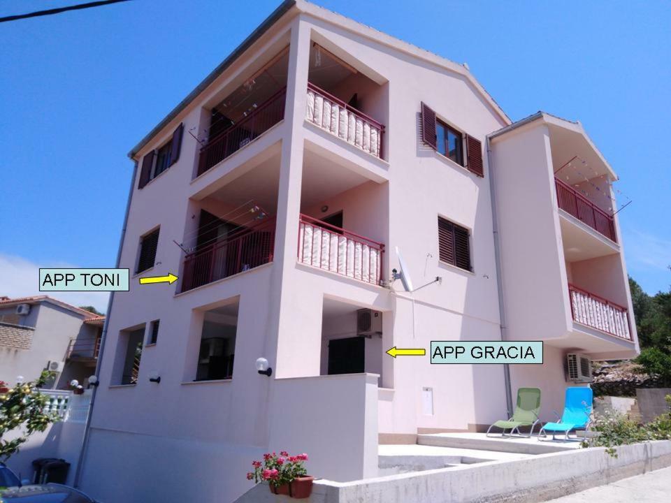 Apartments Gracia & Toni Trogir Exterior foto